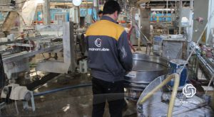 Mahand staff are advising on screens to buyers of sieving in ceramic and tile factories